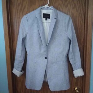 Banana Republic Women's Long and Lean Blue and White Striped Blazer (Size 4)